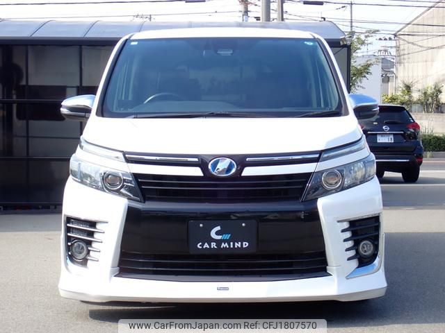 toyota voxy 2016 CFJ1807570 image 1