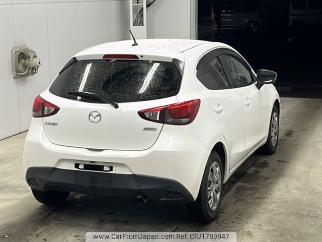 mazda demio 2016 CFJ1789847 image 2