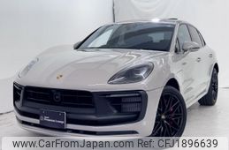 porsche macan 2025 CFJ1896639