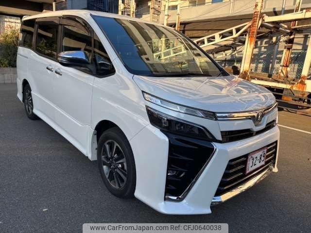 toyota voxy 2019 -TOYOTA--Voxy DBA-ZRR80W--ZRR80W-0553144---TOYOTA--Voxy DBA-ZRR80W--ZRR80W-0553144- image 1