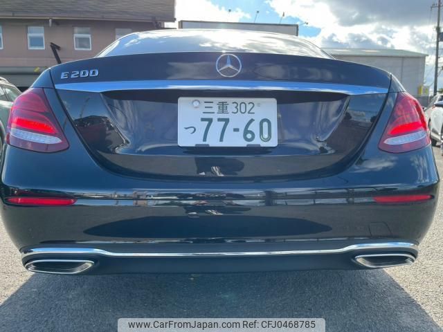 mercedes-benz e-class 2018 quick_quick_RBA-213042C_WDD2130422A402059 image 2