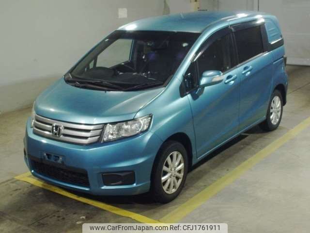 honda freed-spike 2013 CFJ1761911 image 1