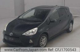 toyota aqua 2012 CFJ1700543