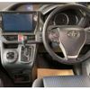toyota voxy 2016 quick_quick_DBA-ZRR85W_0058393 image 3