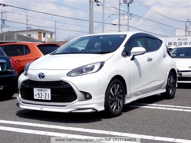 toyota aqua 2023 quick_quick_6AA-MXPK11_MXPK11-2106769 image 2