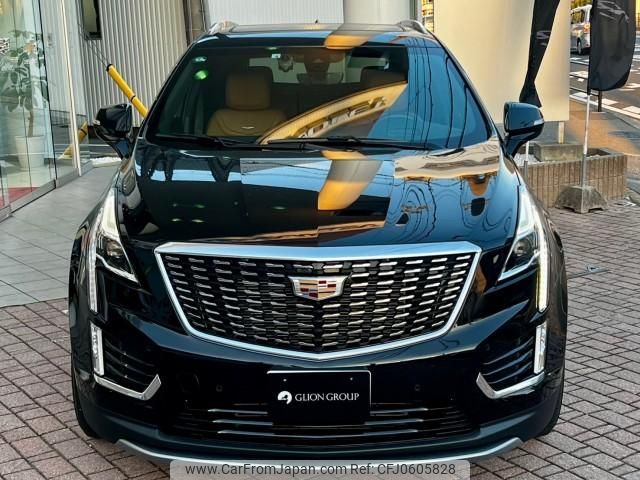 cadillac xt5 2022 quick_quick_7BA-C1UL_1GYFN9RS6NZ133783 image 2