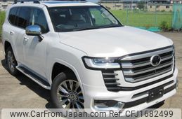 toyota land-cruiser 2023 CFJ1682499