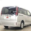 toyota noah 2014 504928-924872 image 2