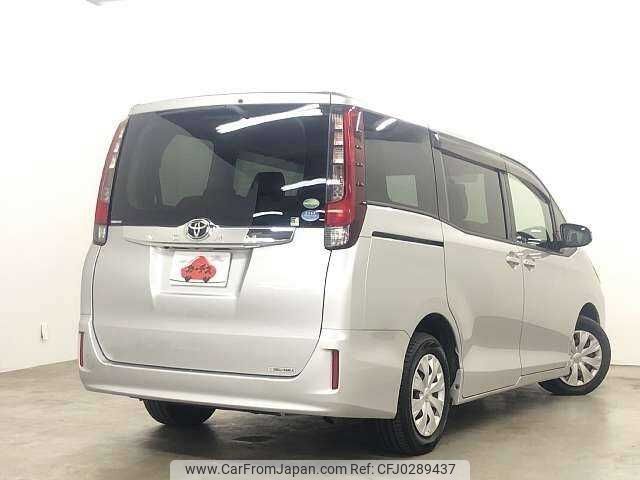 toyota noah 2014 504928-924872 image 2