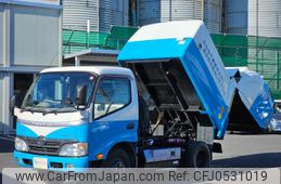 hino dutro 2010 GOO_NET_EXCHANGE_0404111A30241203W002