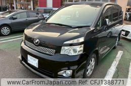 toyota voxy 2011 quick_quick_ZRR70W_ZRR70-0455077