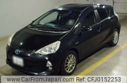 toyota aqua 2013 -TOYOTA 【札幌 504ﾎ8880】--AQUA DAA-NHP10--NHP10-6232888---TOYOTA 【札幌 504ﾎ8880】--AQUA DAA-NHP10--NHP10-6232888-