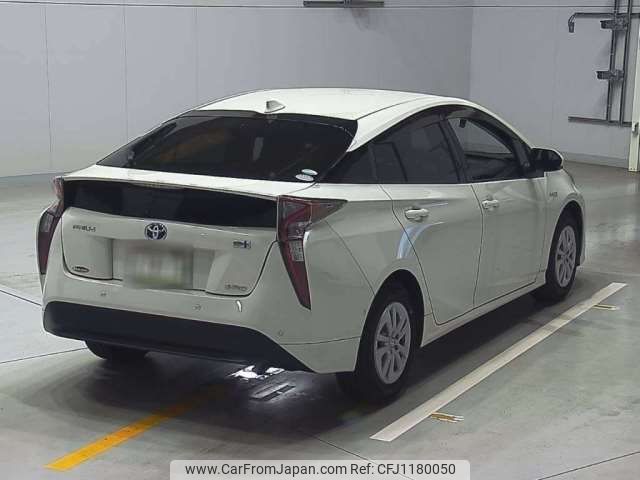toyota prius 2018 -TOYOTA--Prius DAA-ZVW55--ZVW55-8066232---TOYOTA--Prius DAA-ZVW55--ZVW55-8066232- image 2