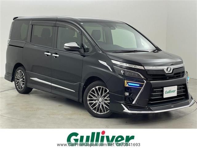 toyota voxy 2019 -TOYOTA--Voxy DBA-ZRR80W--ZRR80-0500424---TOYOTA--Voxy DBA-ZRR80W--ZRR80-0500424- image 1