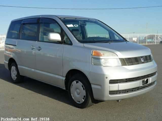 toyota voxy 2003 29538 image 1