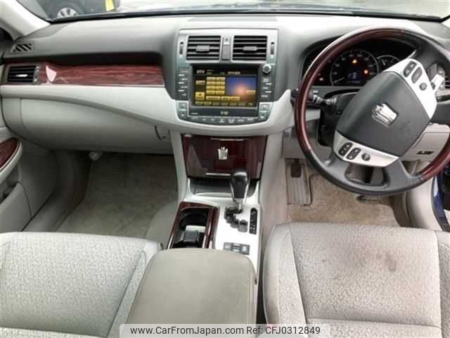 toyota crown 2010 TE1558 image 2