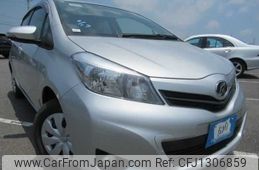 toyota vitz 2013 646828-Y2025060141F-12