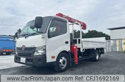 toyota dyna-truck 2017 CFJ1692169