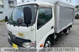 hino dutro 2013 GOO_NET_EXCHANGE_0500521A30240425W003