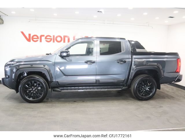 mitsubishi triton 2024 CFJ1772161 image 2