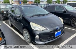 toyota aqua 2013 -TOYOTA--AQUA DAA-NHP10--NHP10-6146020---TOYOTA--AQUA DAA-NHP10--NHP10-6146020-