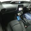 toyota prius 2018 quick_quick_DAA-ZVW55_ZVW55-8066118 image 3