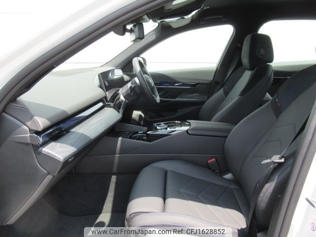 bmw bmw-others 2024 CFJ1628852 image 2