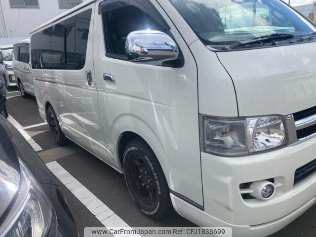toyota regius 2006 CFJ1838699 image 2