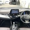 toyota c-hr 2018 -TOYOTA--C-HR DAA-ZYX10--ZYX10-2118717---TOYOTA--C-HR DAA-ZYX10--ZYX10-2118717- image 17