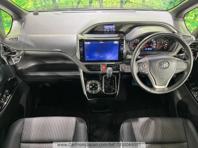 toyota voxy 2019 -TOYOTA--Voxy DBA-ZRR80W--ZRR80-0529238---TOYOTA--Voxy DBA-ZRR80W--ZRR80-0529238- image 2