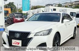 toyota crown 2017 CFJ1749008