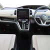 nissan serena 2017 CFJ1836740 image 6