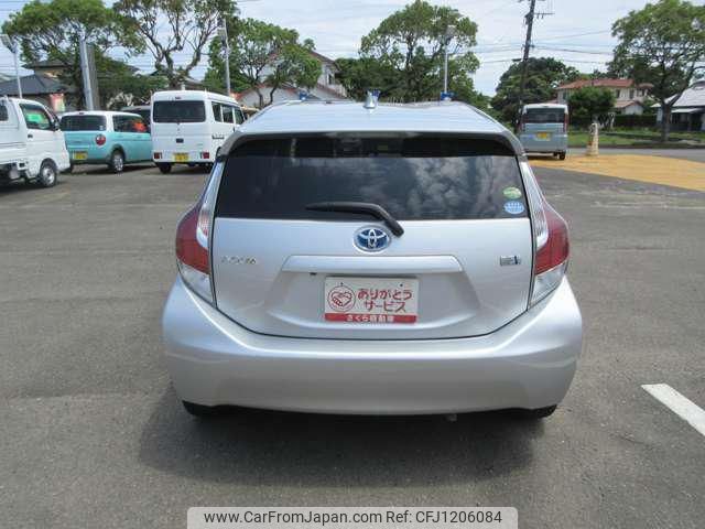 toyota aqua 2016 -TOYOTA--AQUA NHP10--2522023---TOYOTA--AQUA NHP10--2522023- image 2