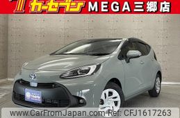 toyota aqua 2024 CFJ1617263