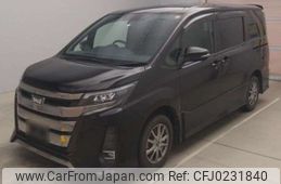 toyota noah 2017 -TOYOTA--Noah DBA-ZRR80W--ZRR80-0392694---TOYOTA--Noah DBA-ZRR80W--ZRR80-0392694-