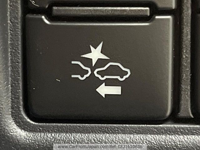 toyota voxy 2018 CFJ1620636 image 2