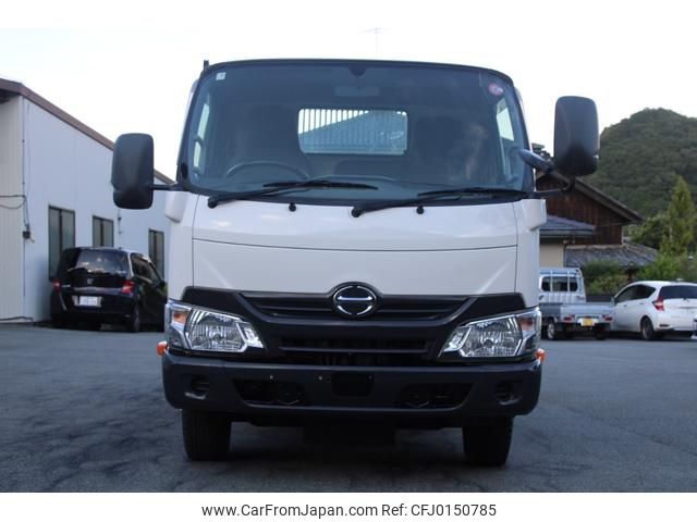 hino dutro 2018 GOO_NET_EXCHANGE_0230013A30240828W003 image 2