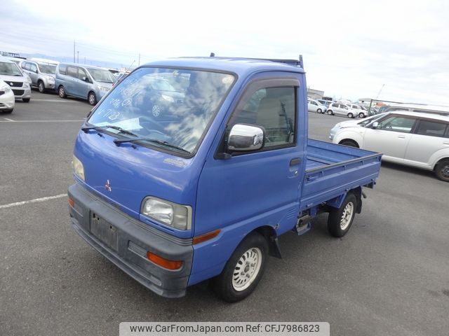 1997 Mitsubishi Minicab Truck V-U42T 4WD - Car Price $1,600