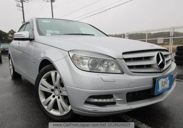 mercedes-benz c-class 2011 REALMOTOR_Y2024030204F-12 image 2