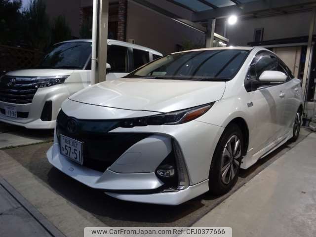 toyota prius-phv 2017 -TOYOTA 【岐阜 303ﾅ5751】--Prius PHV DLA-ZVW52--ZVW52-3010479---TOYOTA 【岐阜 303ﾅ5751】--Prius PHV DLA-ZVW52--ZVW52-3010479- image 1