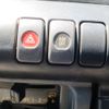 isuzu elf-truck 2005 CFJ1619702 image 19