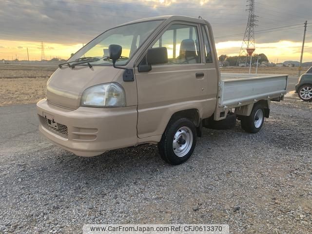 toyota townace-truck 2004 GOO_NET_EXCHANGE_0404437A30250102W001 image 1