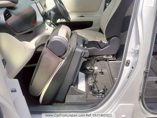 toyota sienta 2016 -TOYOTA--Sienta DBA-NSP172G--NSP172-7001679---TOYOTA--Sienta DBA-NSP172G--NSP172-7001679- image 2