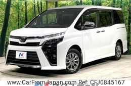 toyota voxy 2018 quick_quick_ZRR80W_ZRR80-0394876