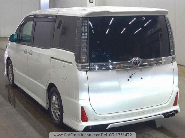 toyota voxy 2014 CFJ1761472 image 2