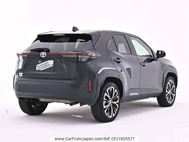toyota yaris-cross 2024 CFJ1835577 image 2