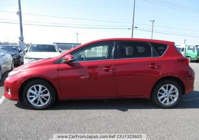 toyota auris 2012 646828-Y2025040399F-12 image 2