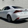 lexus is 2017 CFJ1685697 image 15