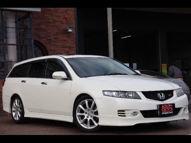 car_f7bfcd91-da65-4f9b-b093-