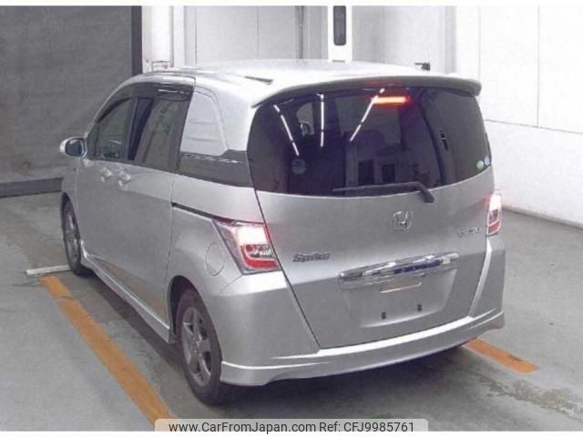 honda freed-spike-hybrid 2013 quick_quick_DAA-GP3_GP3-1111591 image 2